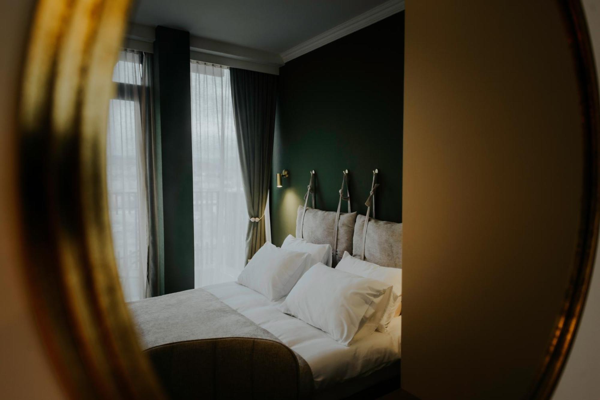 Skyline Luxury Suites Tbilisi Esterno foto