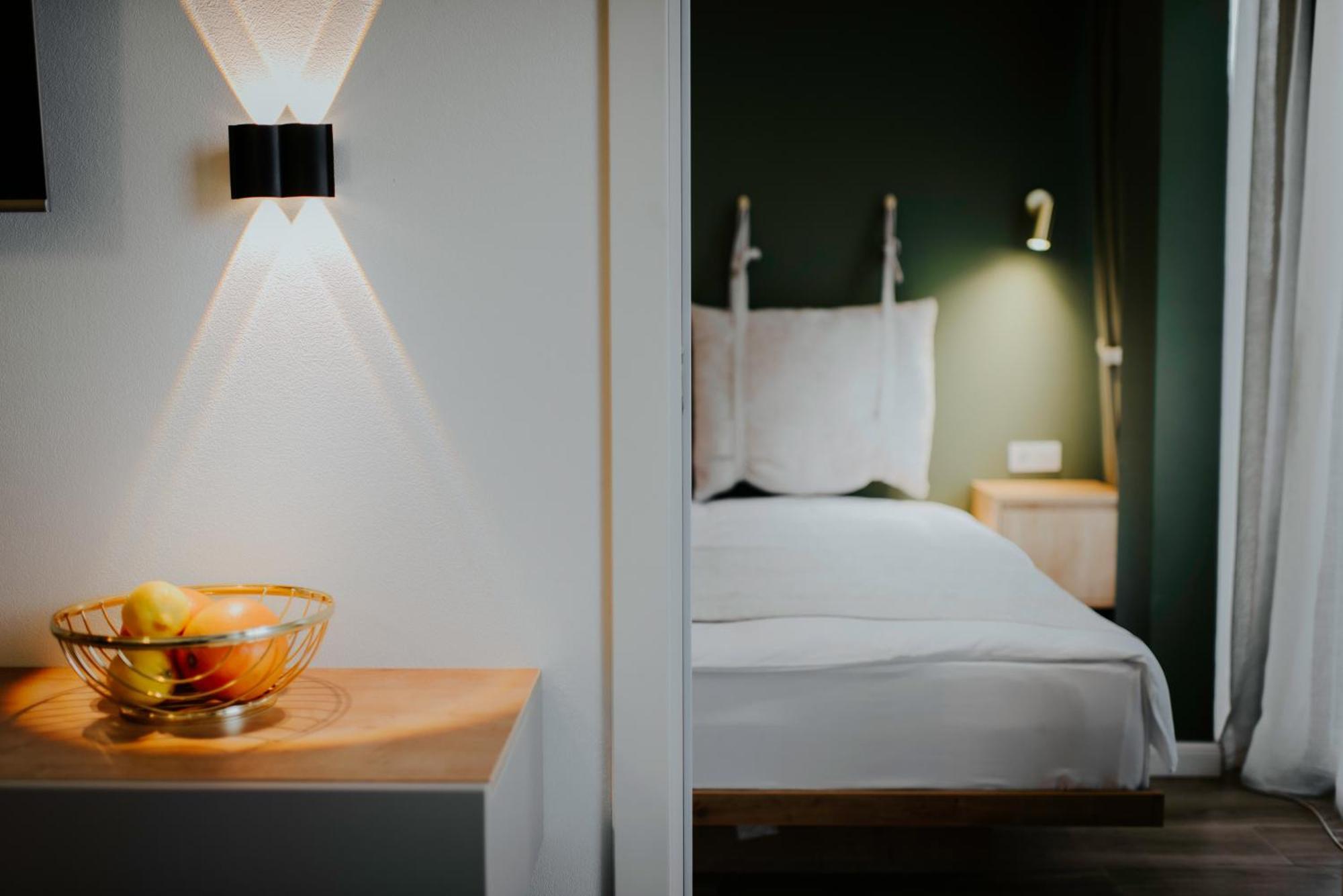 Skyline Luxury Suites Tbilisi Esterno foto