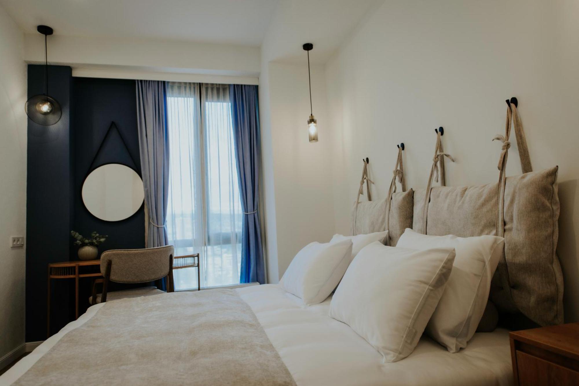 Skyline Luxury Suites Tbilisi Esterno foto