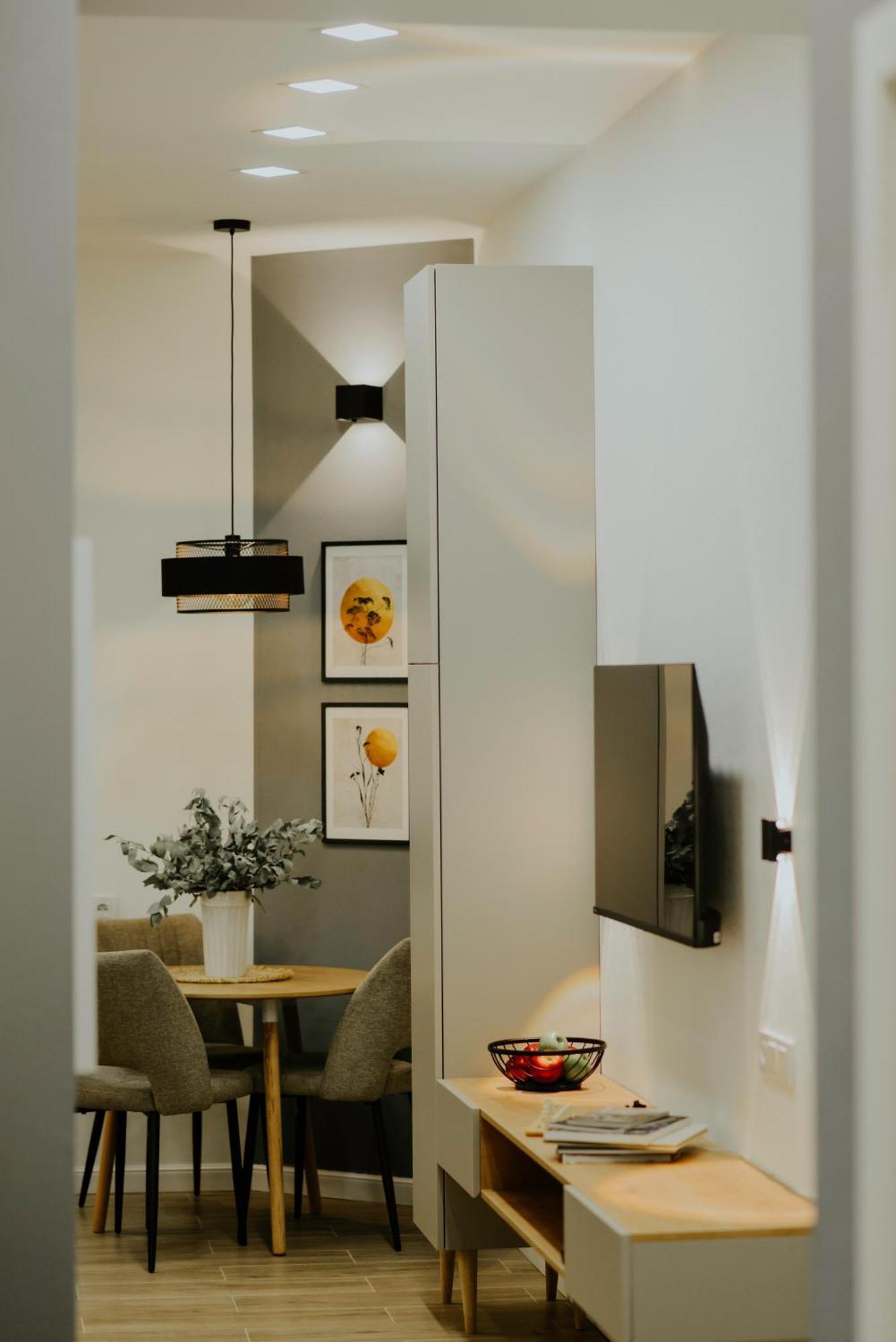 Skyline Luxury Suites Tbilisi Esterno foto